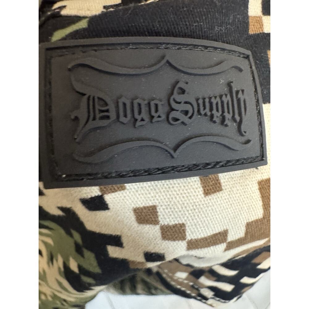 Dogg Supply Camo Short Sleeve Shirt/short– Digital Camo Button-Up Streetwear Set - Picture 2 of 7